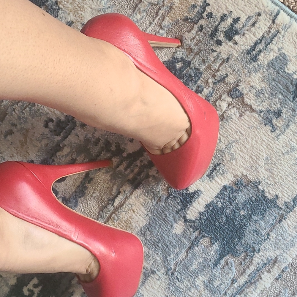 Steve Madden platform heels